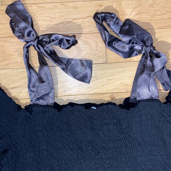 Anthropologie Smocked Bow Tie Cold Shoulder top in Black size XL NWT - Picture 5 of 10
